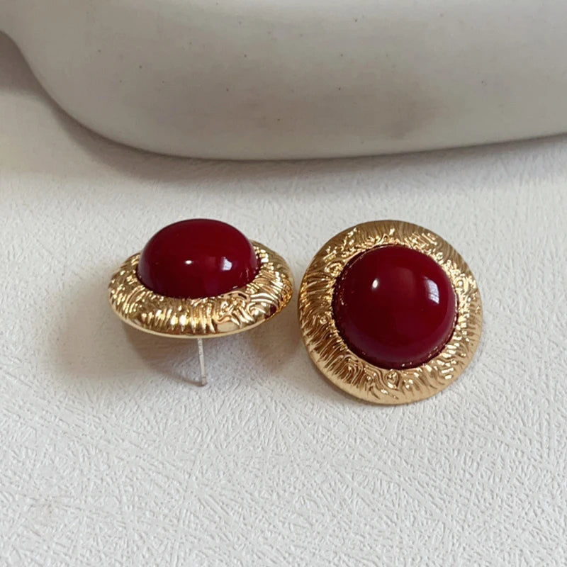 Pendientes Dorados Piedra Roja Y Negra