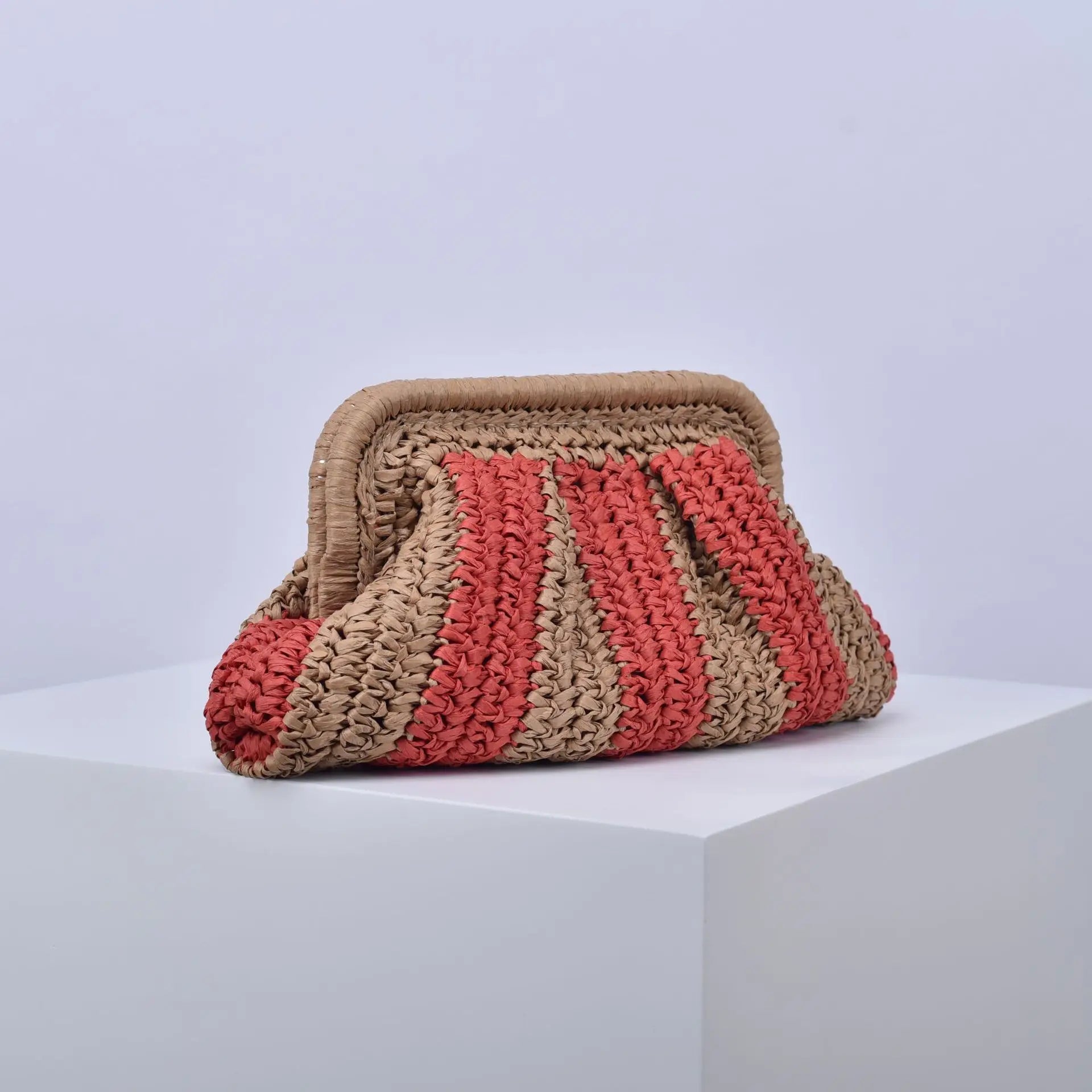Lolita Clutch bag of rage and shoulder chain