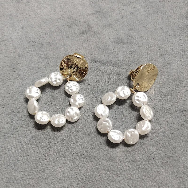 Boucles d'oreilles clips Agatha, 6 modèles