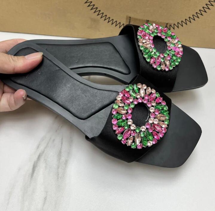 Sandalias Billy Negra plana piedras multicolor