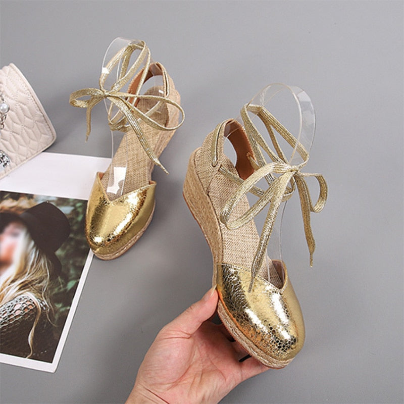 Sandalias cuña Fiesta rafia, 3 colores