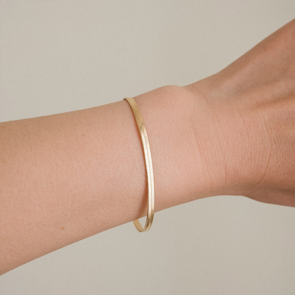 Mary bracelet
