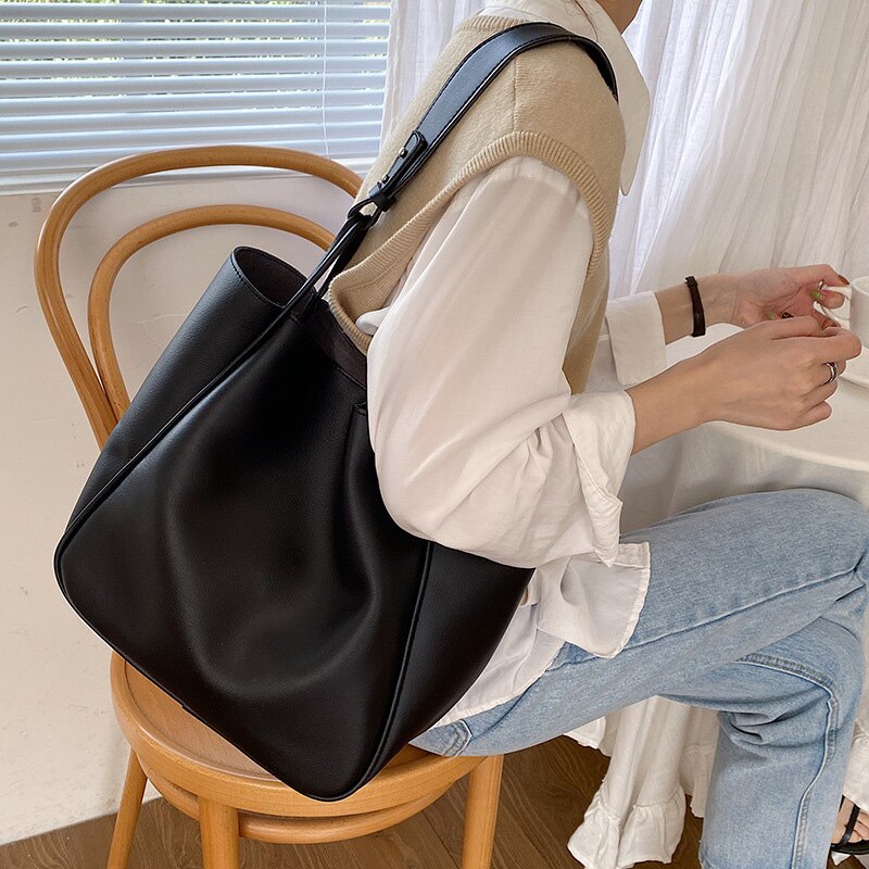 Arrieta leather bag, 3 colors
