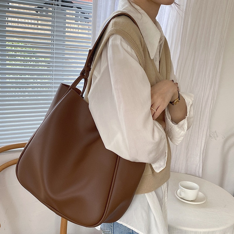 Arrieta leather bag, 3 colors