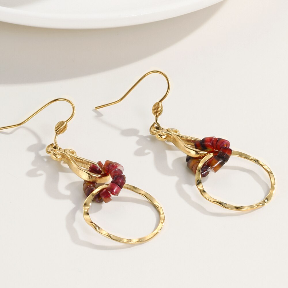 Boucle d'oreille marron