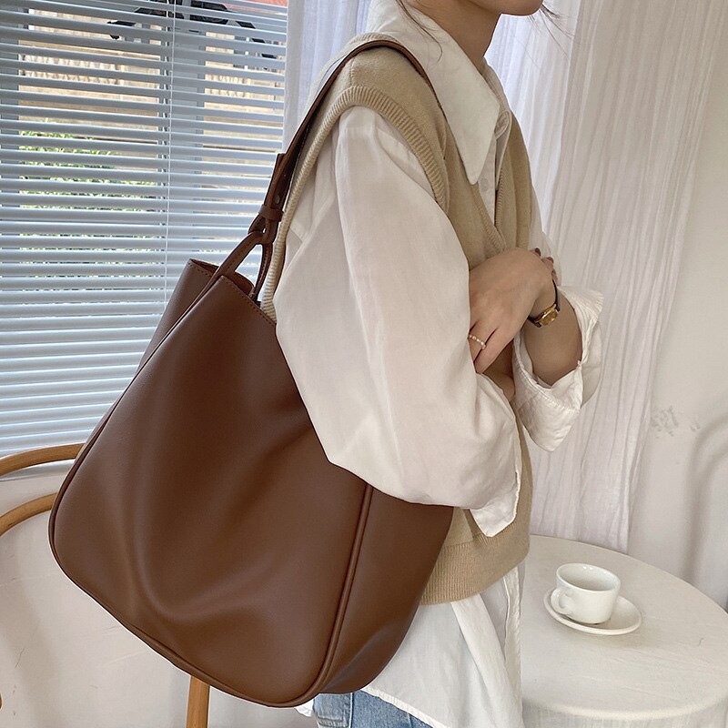 Arrieta leather bag, 3 colors