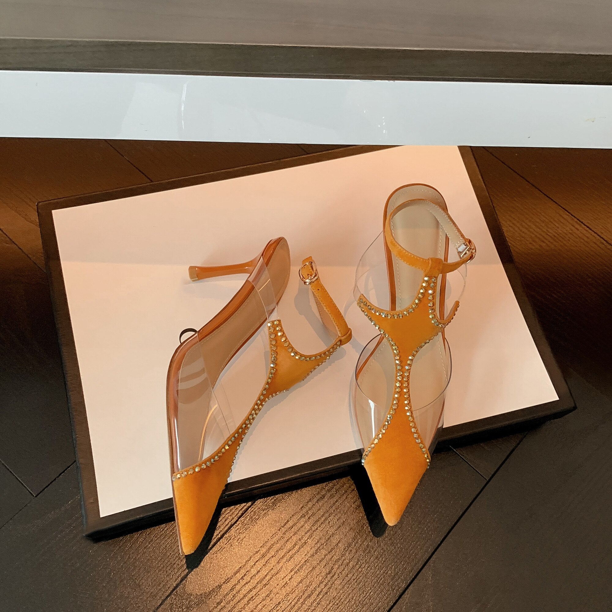 Fatima suede leather shoe