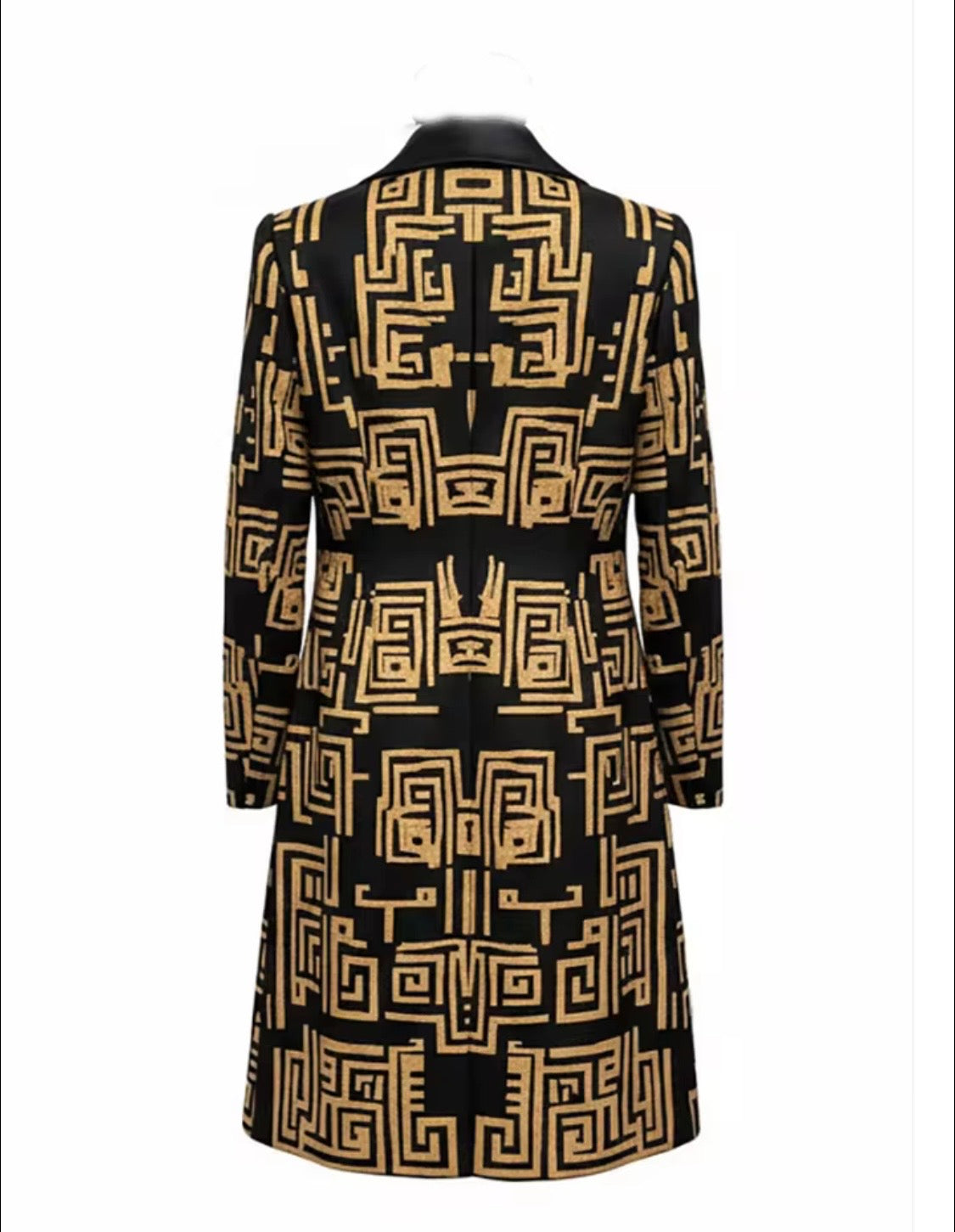 Levita Carmen bordado mezcla lana,tallas (36-48)