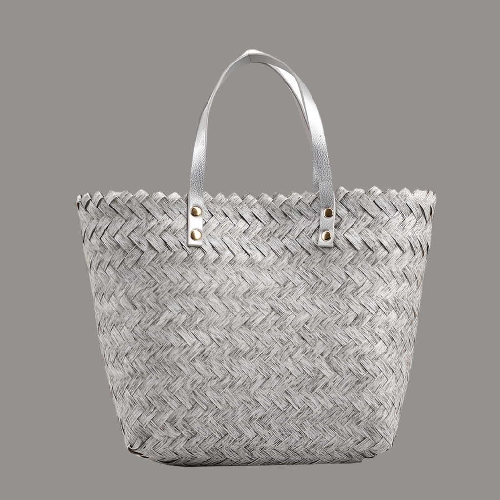 Kenya raffia baskets, 7 hand