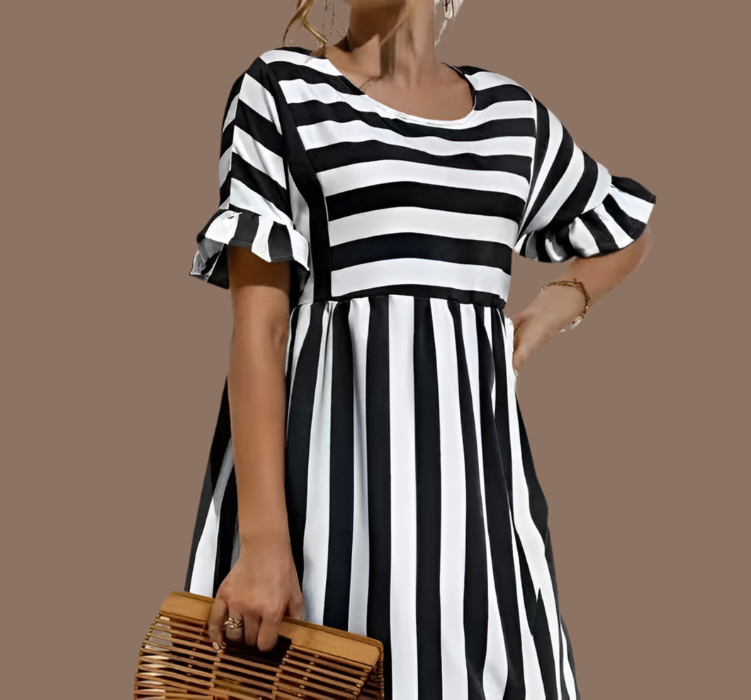 Papin Striped dress size L, black and white stripes, 48/72 hr shipping