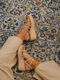 Liberty gold button leather wedges, 2 colors, sizes (35-40)video (lightweight) wedge 3cmX5cm