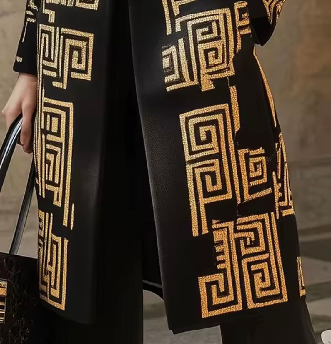 Levita Carmen bordado mezcla lana,tallas (36-48)