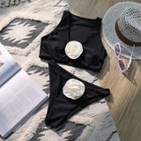 Bikini Flor blanco y negro, 2 colores y 4 tallas