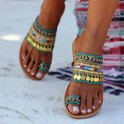 Formentera sandal with golden beads