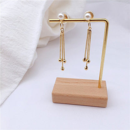 Earring Travel